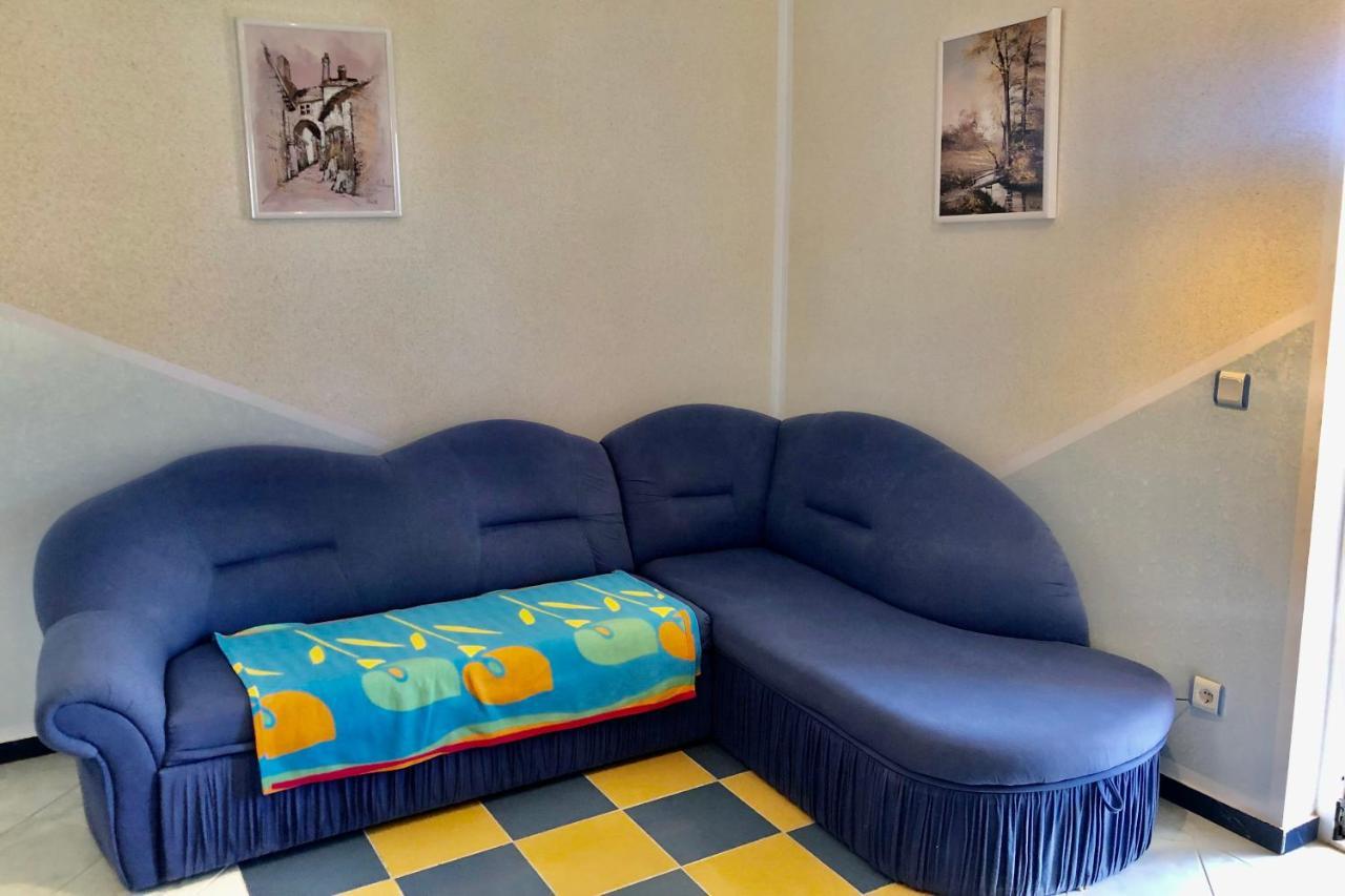 Villa Latina With 6 Apartments And A Shared Pool 维尔 外观 照片