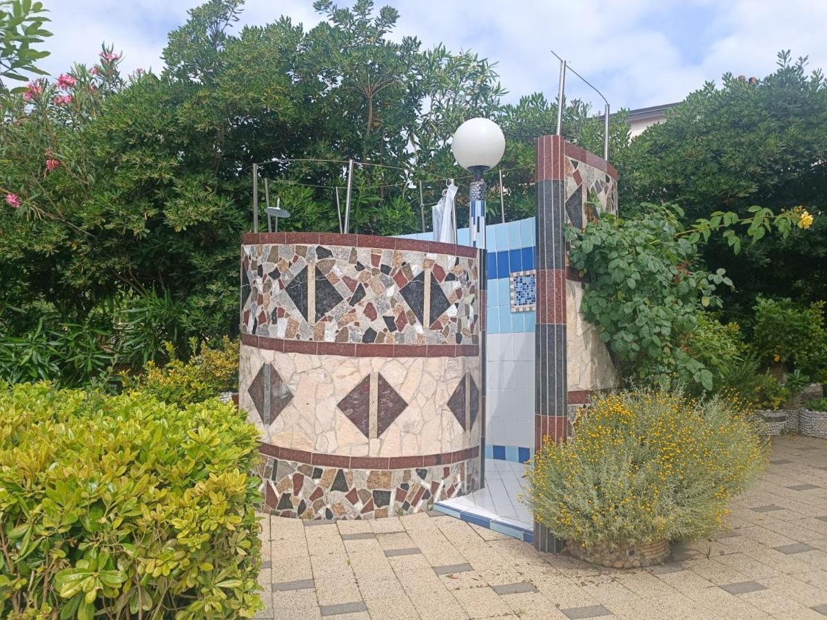 Villa Latina With 6 Apartments And A Shared Pool 维尔 外观 照片